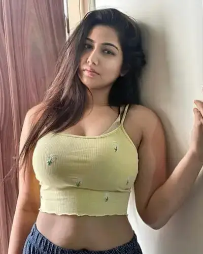 Escorts Etah